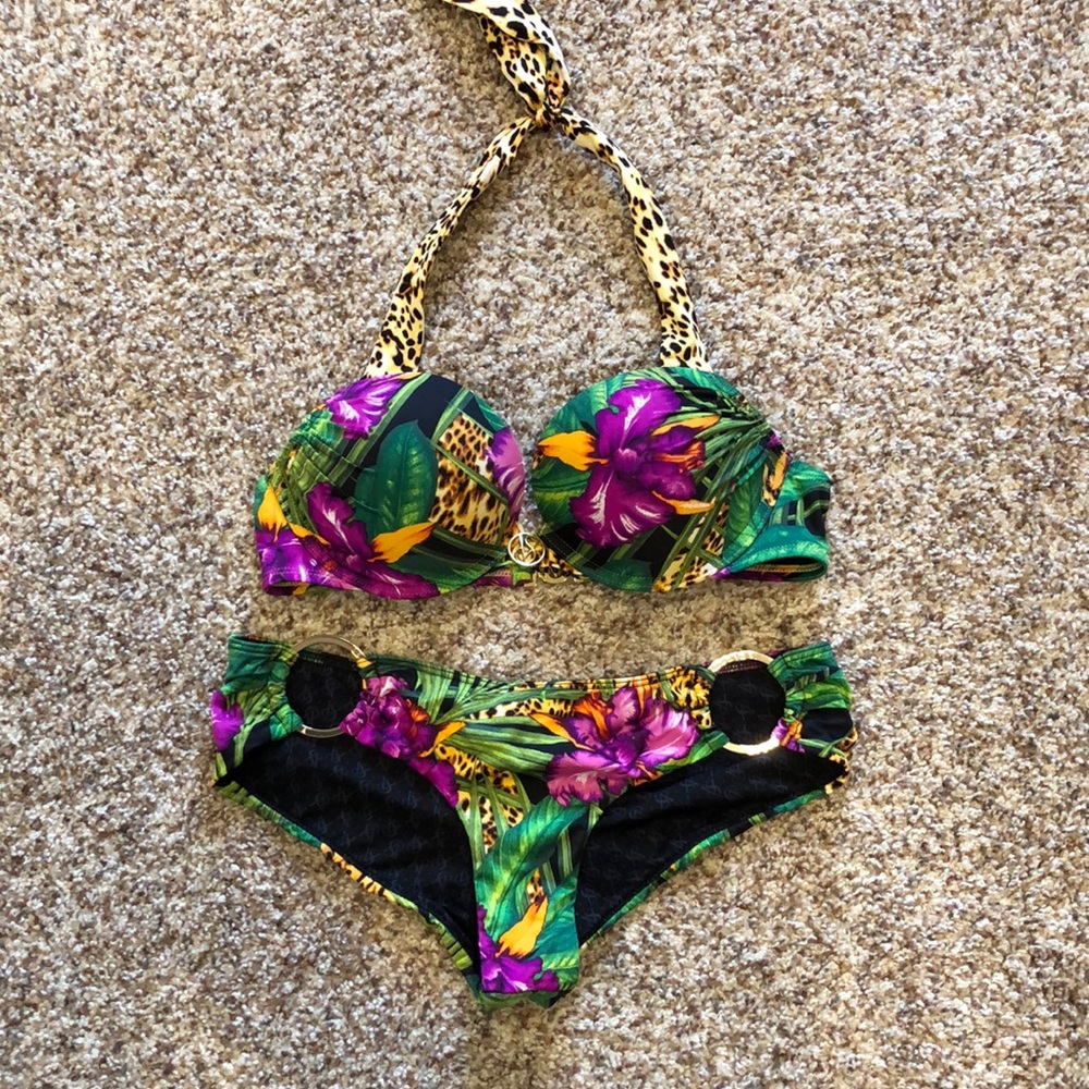 VS Swimsuit
